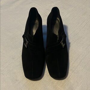 C La Canadiene Black Suede Loafers with Buckle